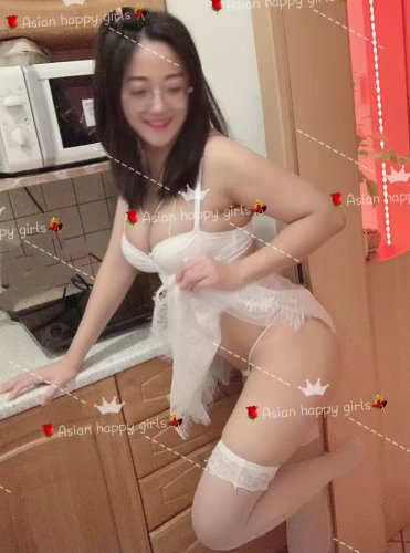 Asian happy girls Praha 2