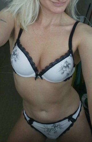 NONSTOP ŽHAVÁ MILENKA